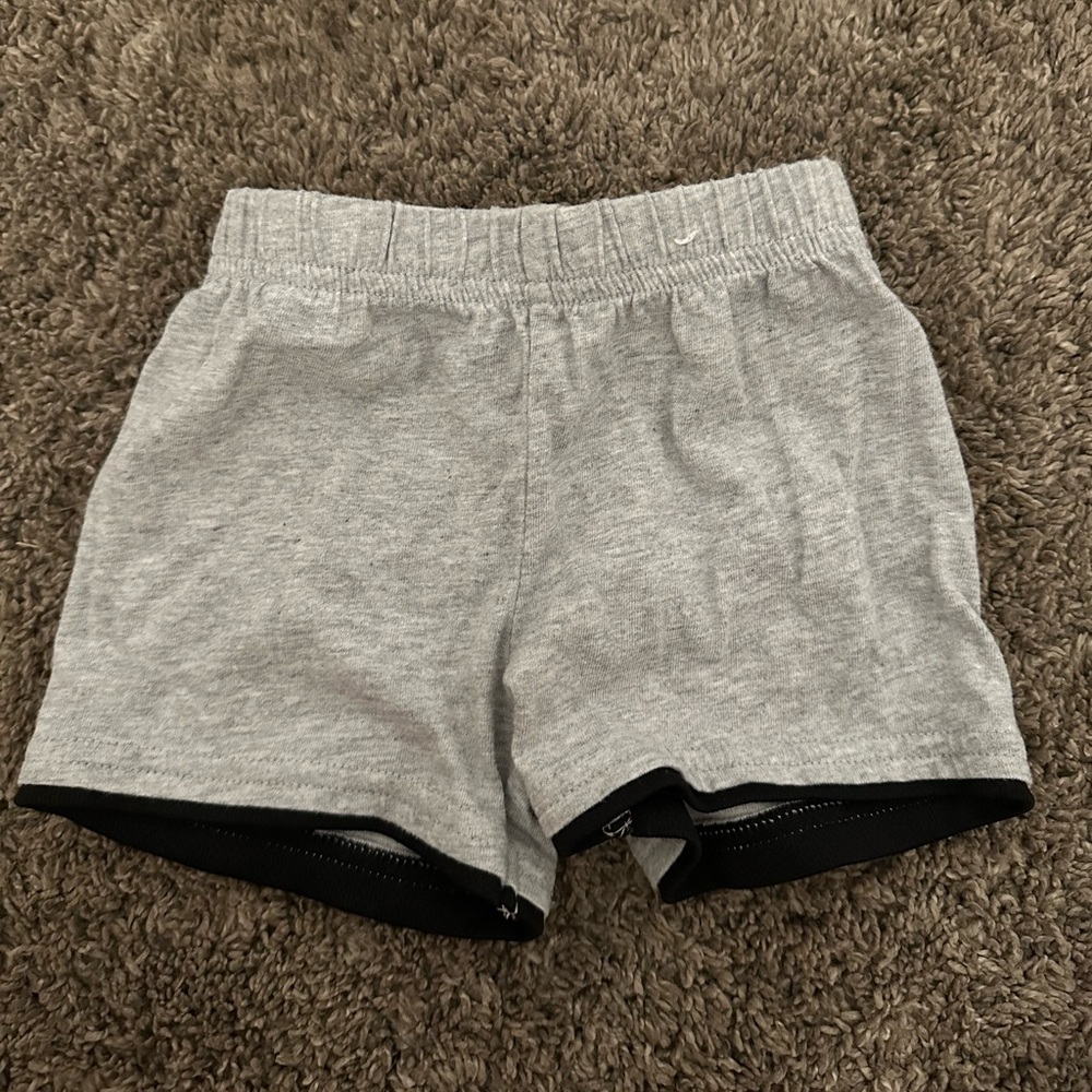 Size 6-9months baby clothes